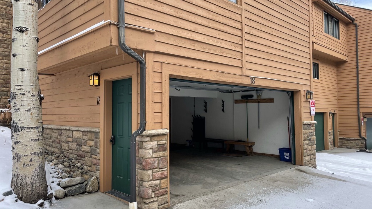 Photo of Outdoor in Peak 9