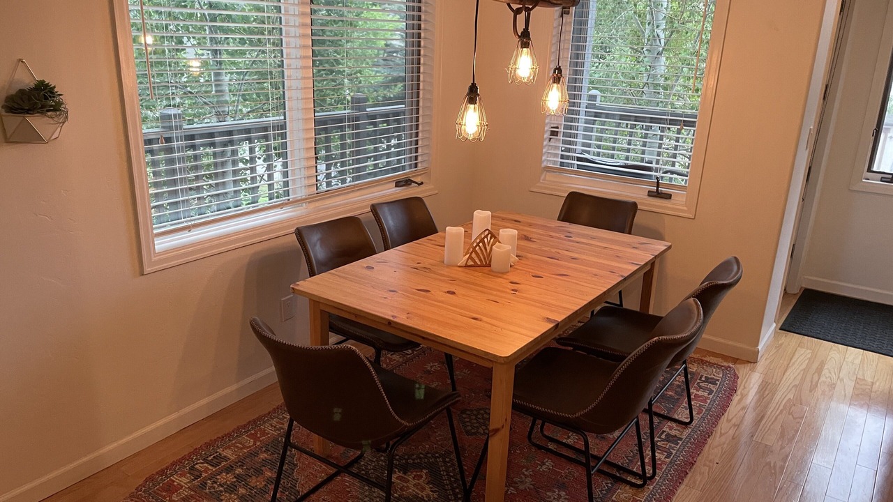 Photo of Livingroom in Avon