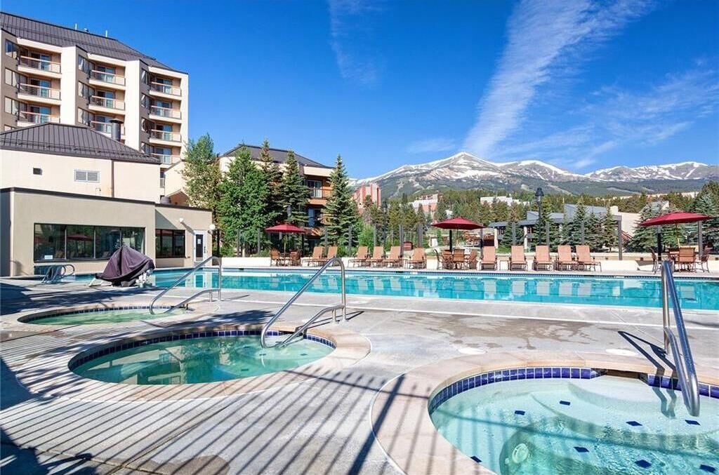 Photo of Outdoor in Peak 9