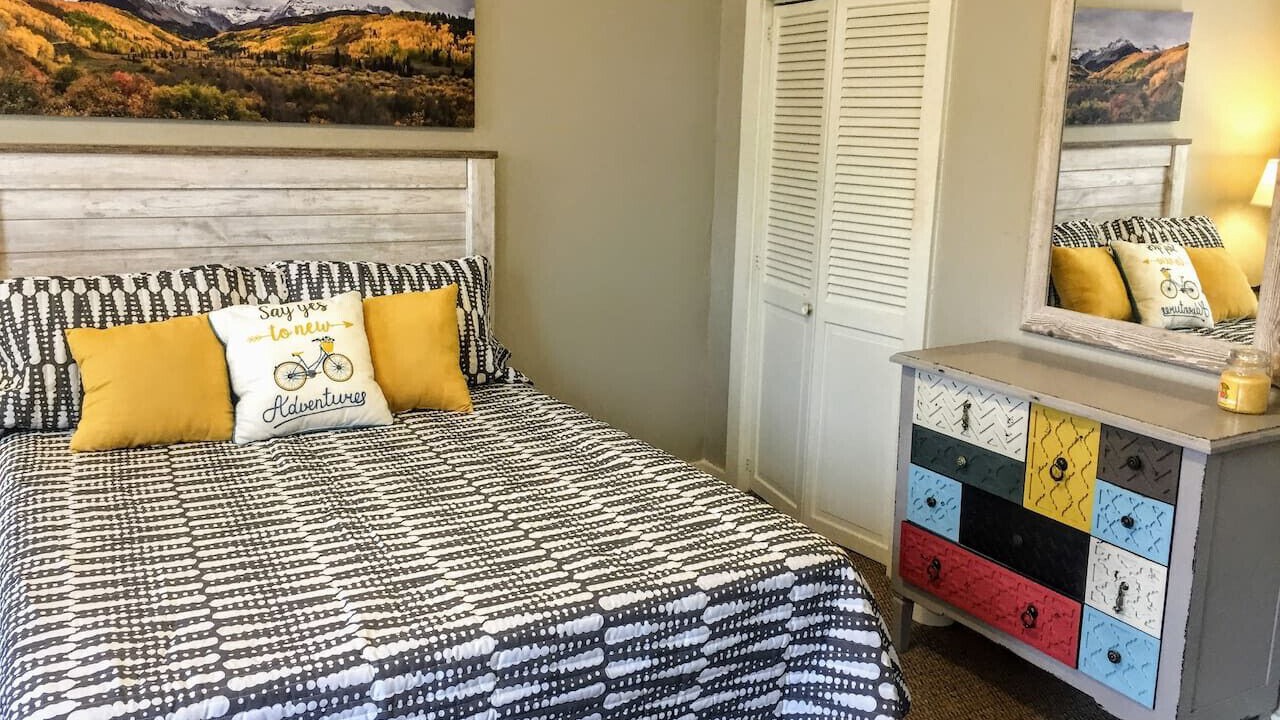 Photo of Bedroom in Manitou Springs