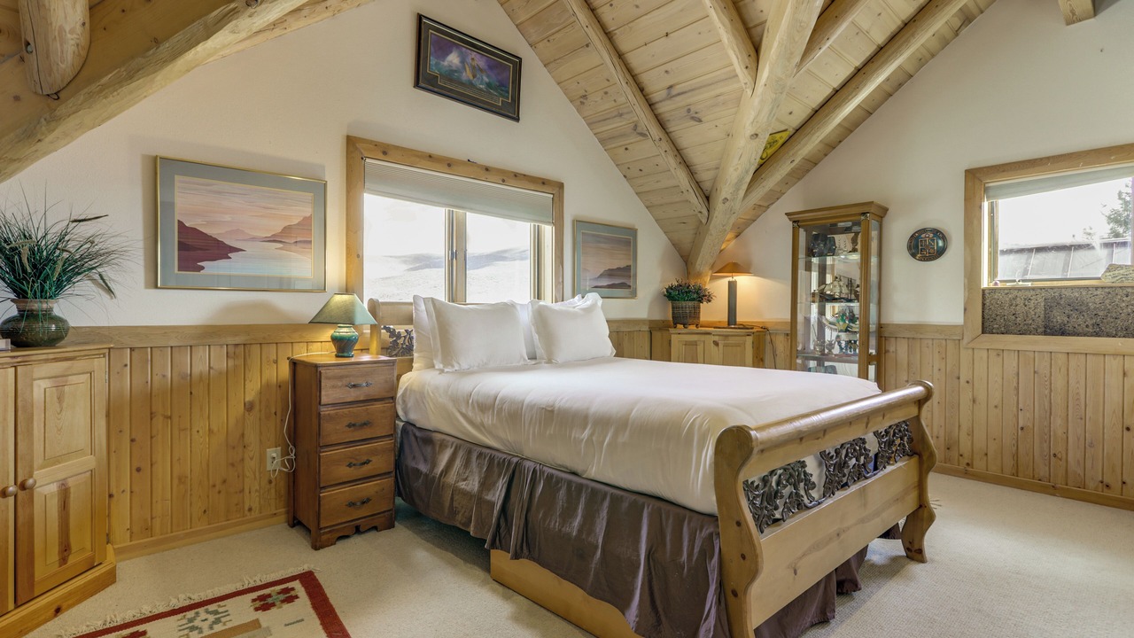 Photo of Bedroom in Glenwood Springs