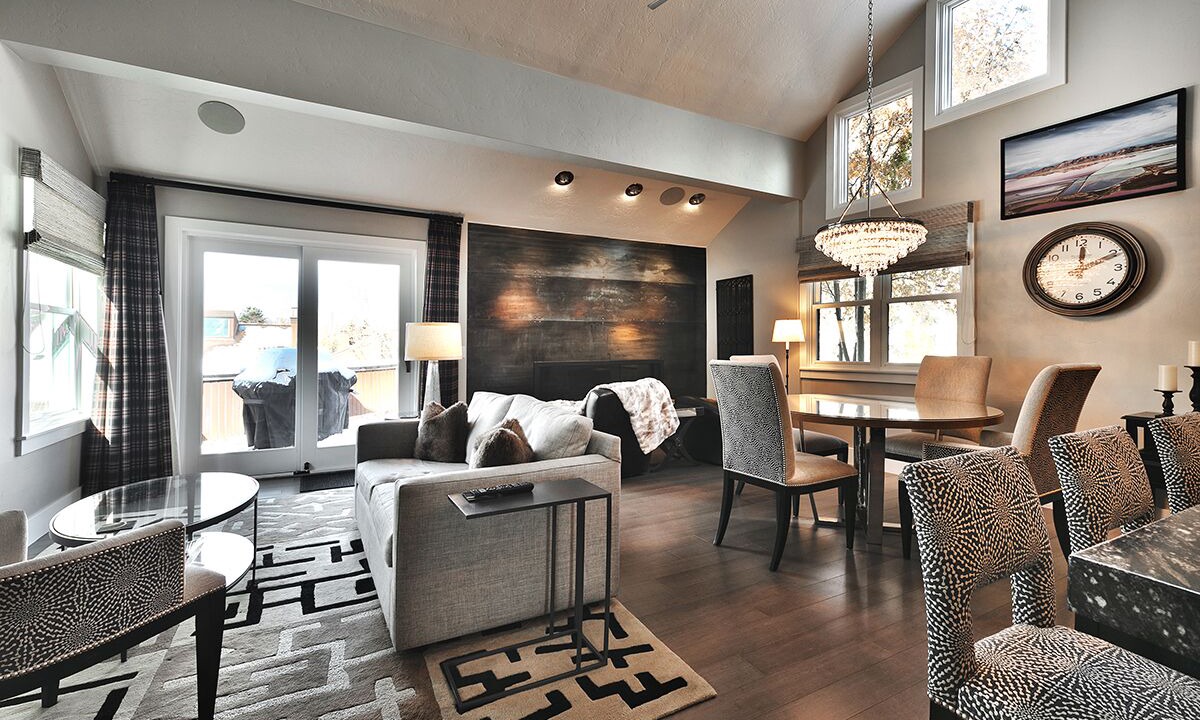Photo of Livingroom in North Park City