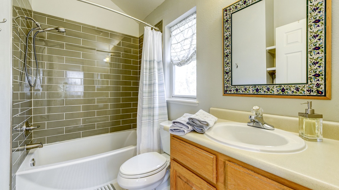 Photo of Bathroom in Lower Arapahoe