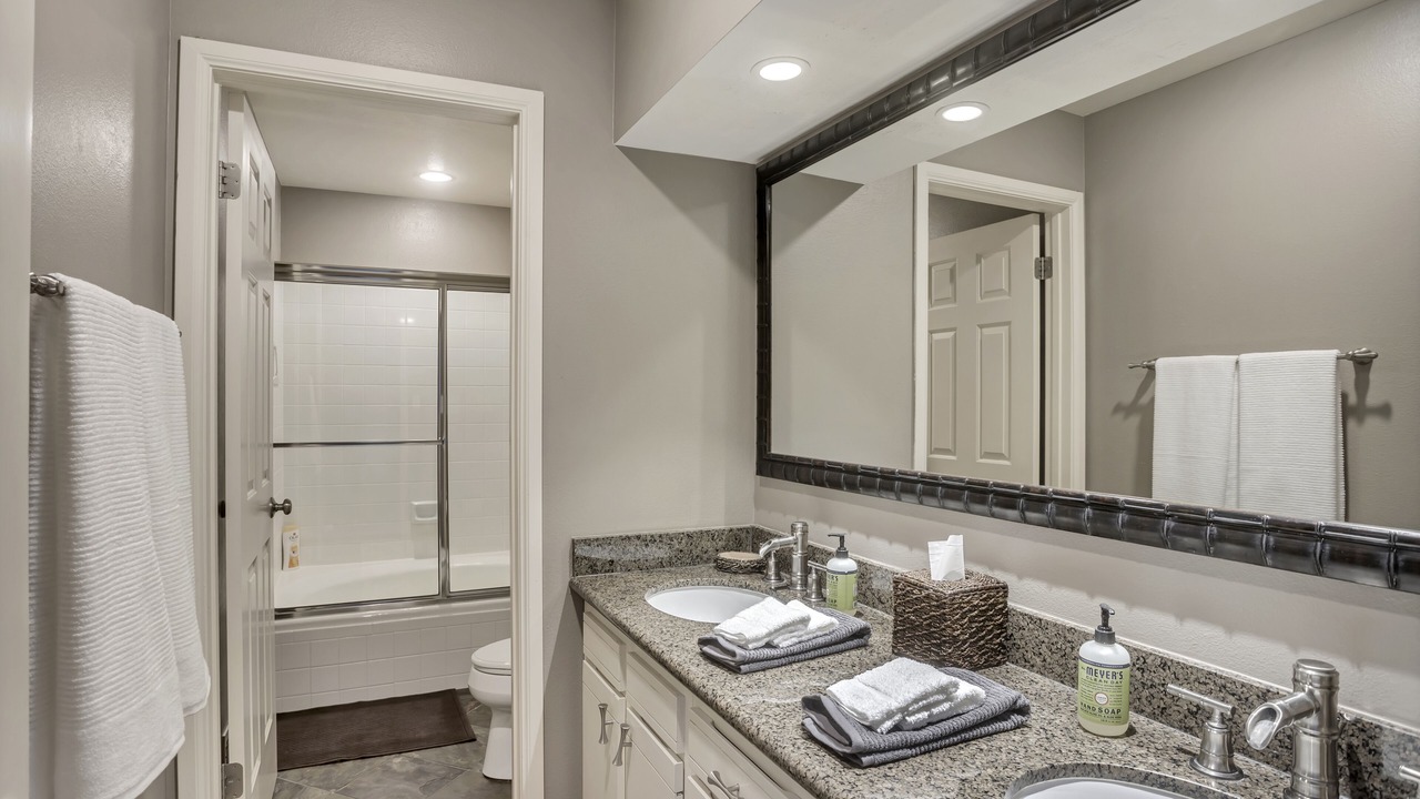 Photo of Bathroom in Cottonwood Heights