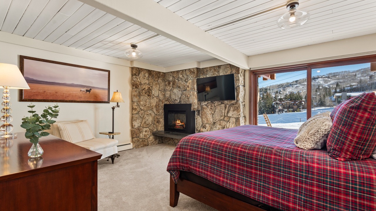 Photo of Bedroom in Snowmass Village
