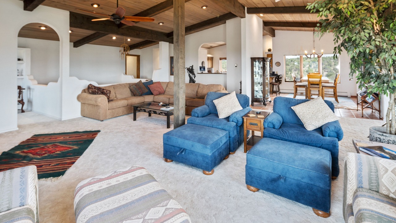 Photo of Livingroom in Lewis