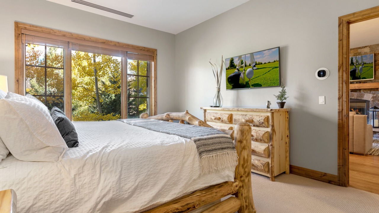 Photo of Bedroom in Avon