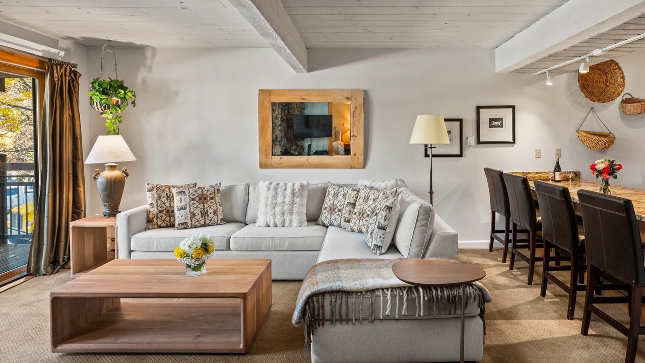 Photo of Livingroom in Aspen