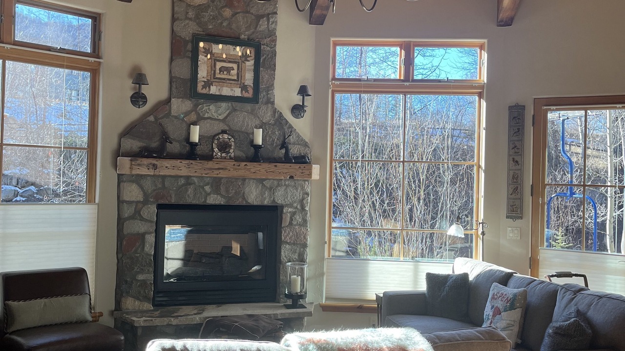 Photo of Livingroom in Aspen
