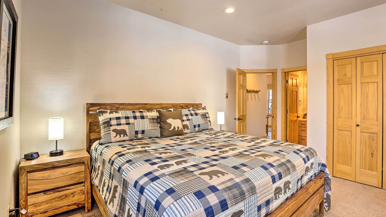 Photo of Bedroom in Warrior's Mark West