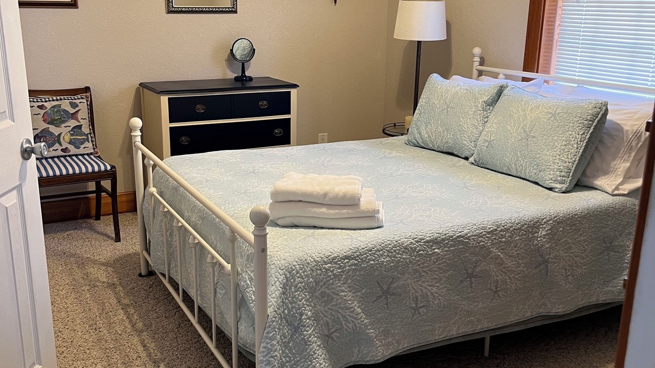 Photo of Bedroom in Perry