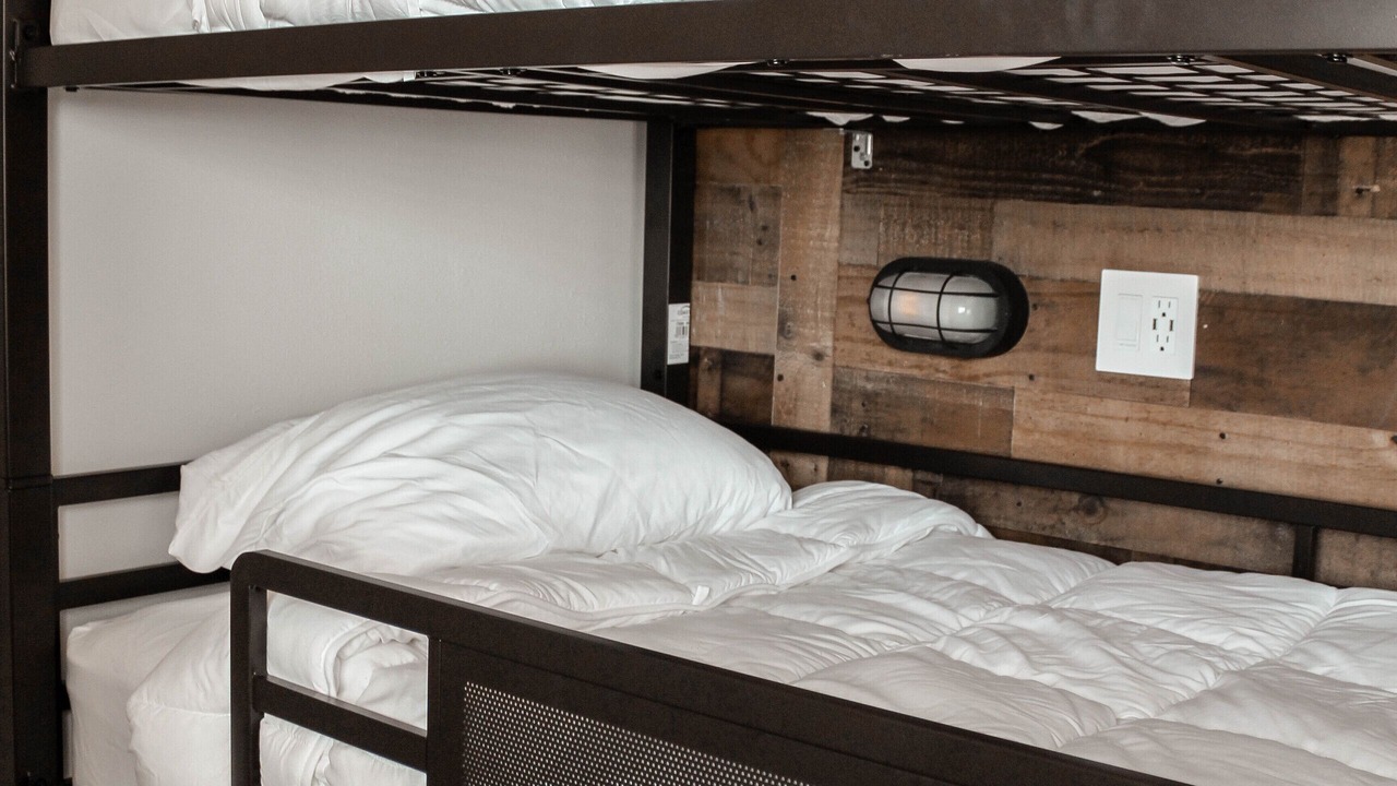 Photo of Bedroom in Springville