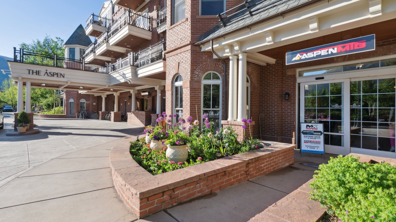 Photo of Outdoor in Downtown