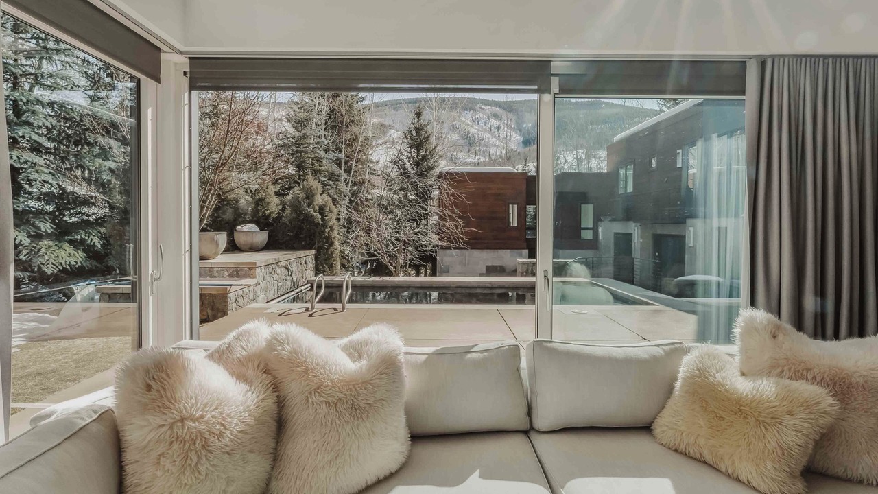 Photo of Livingroom in Vail