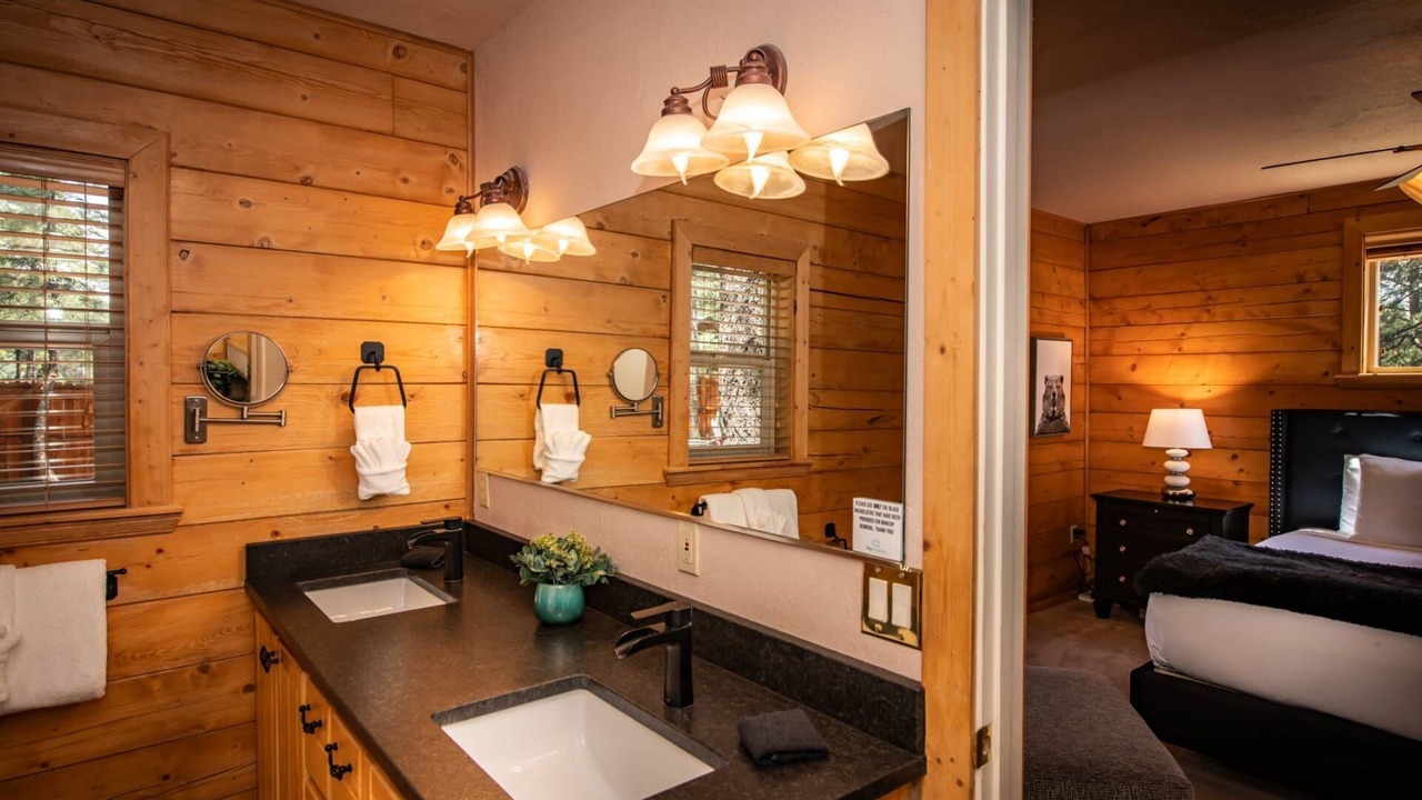 Photo of Bedroom in Pagosa Springs