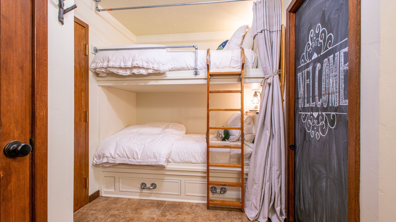 Photo of Bedroom in Copper Mountain Village