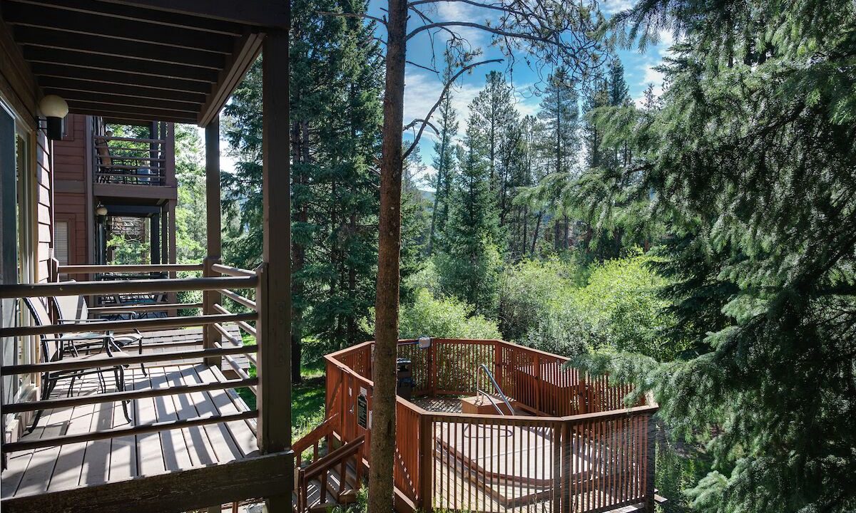 Photo of Patio Balcony in Four O'Clock