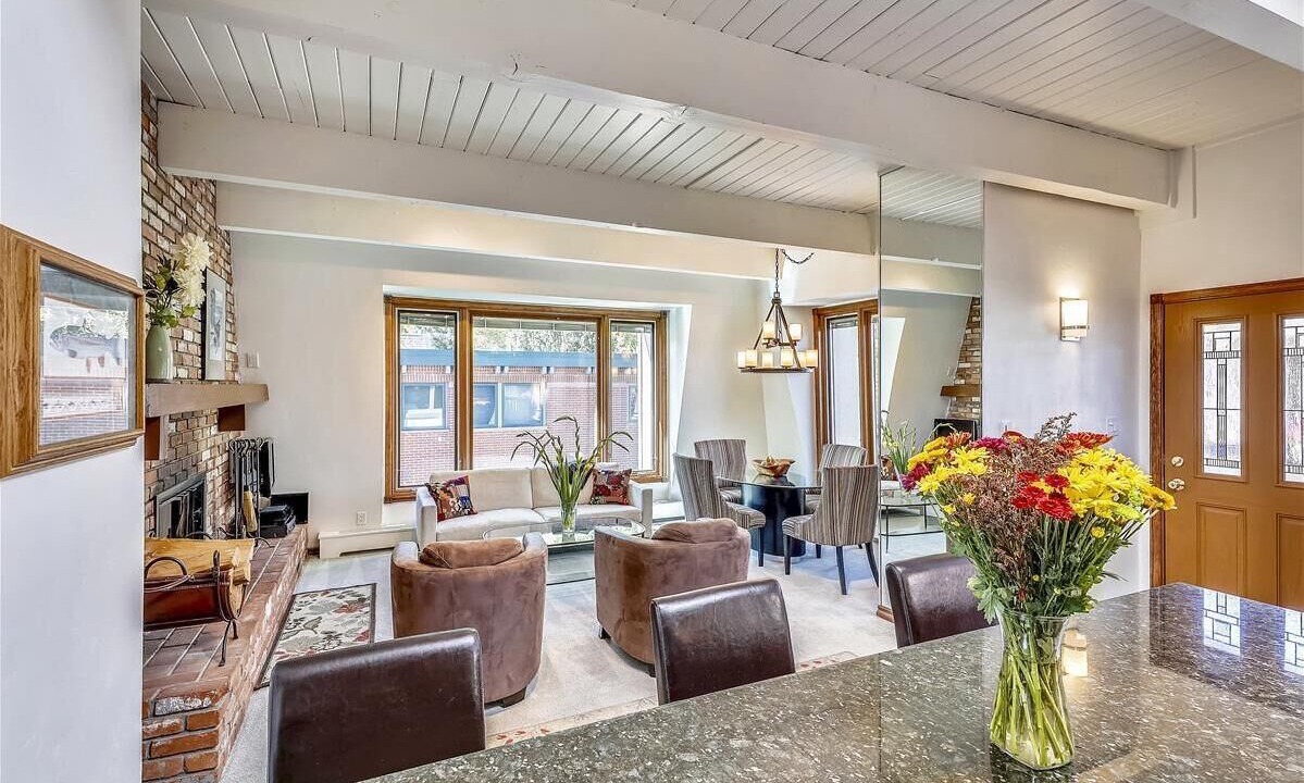 Photo of Livingroom in Aspen