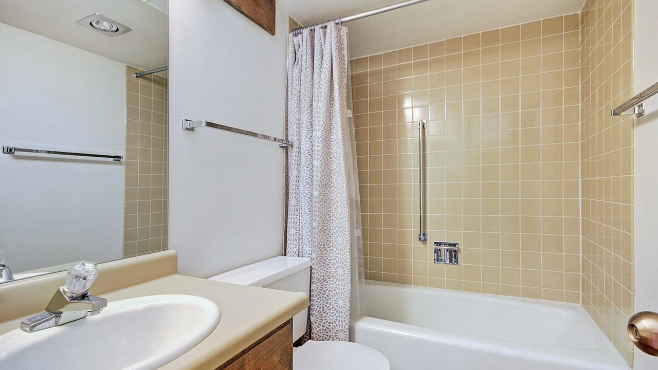Photo of Bathroom in Copper Mountain Village