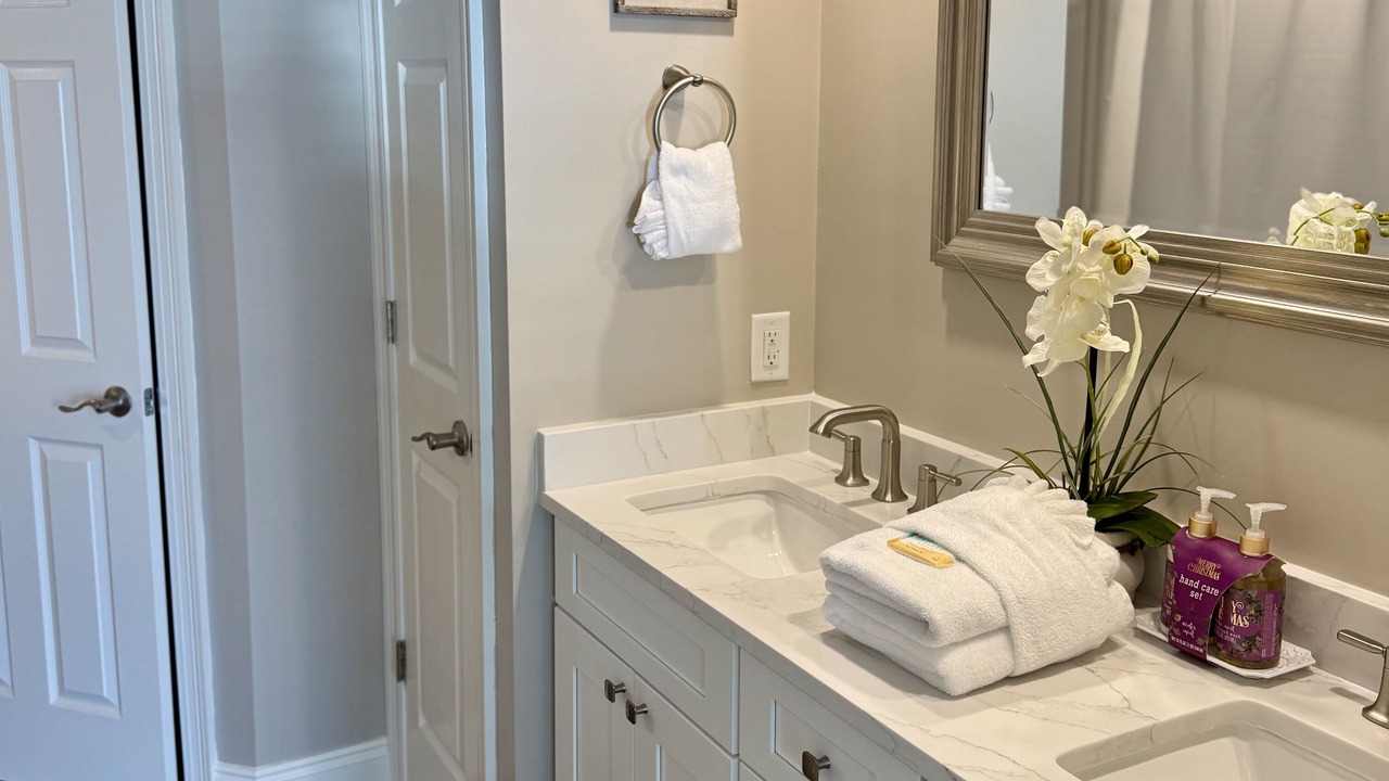 Photo of Bathroom in Thomas Drive