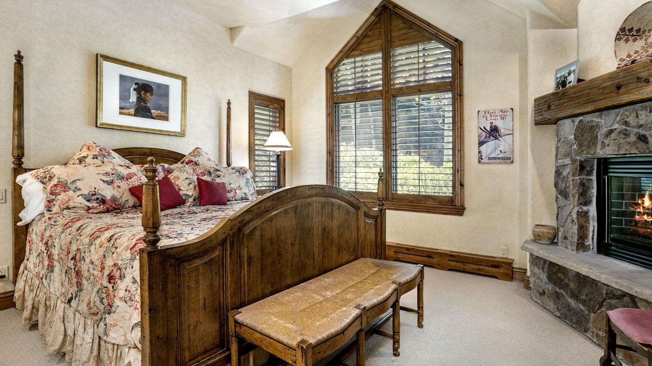 Photo of Livingroom in Edwards