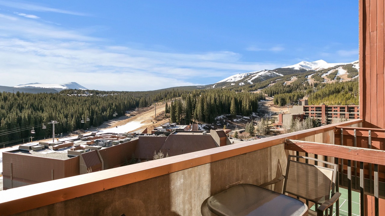 Photo of Patio Balcony in Peak 9