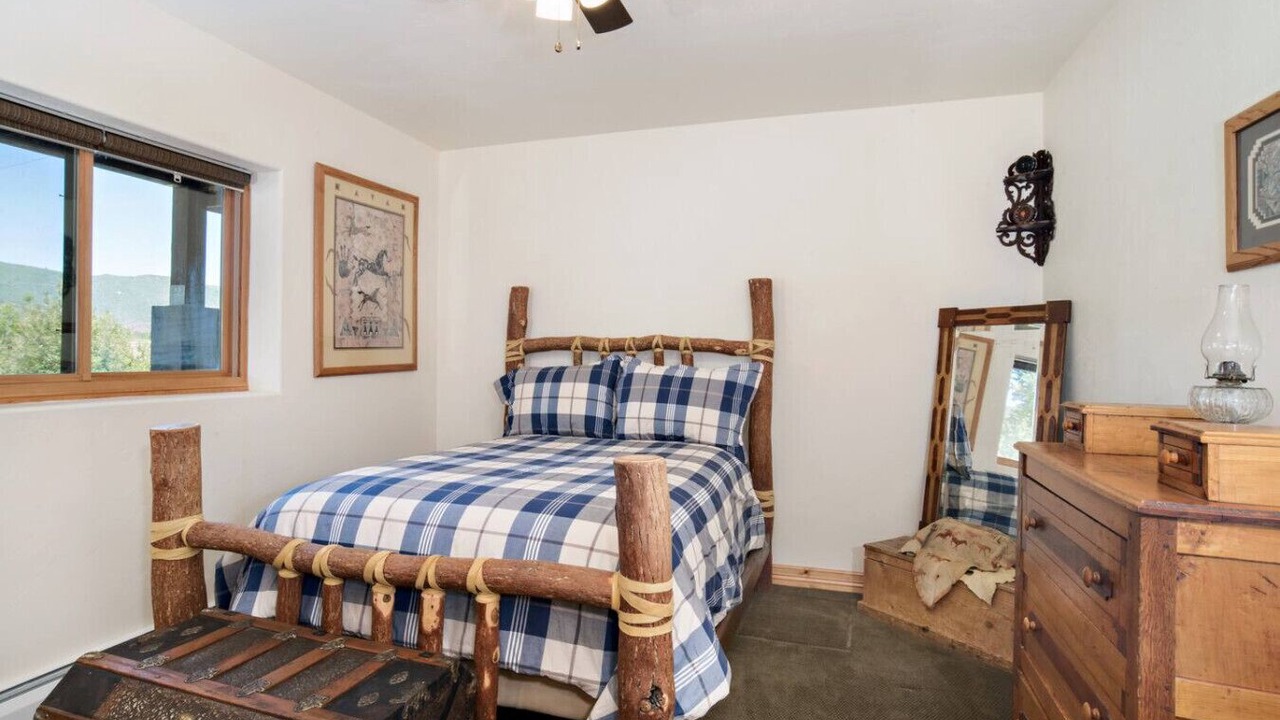 Photo of Bedroom in Glenwood Springs