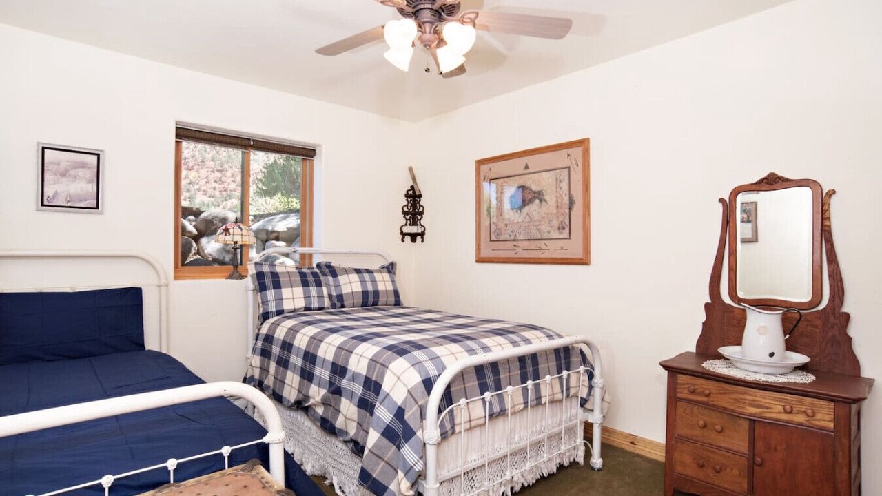 Photo of Bedroom in Glenwood Springs