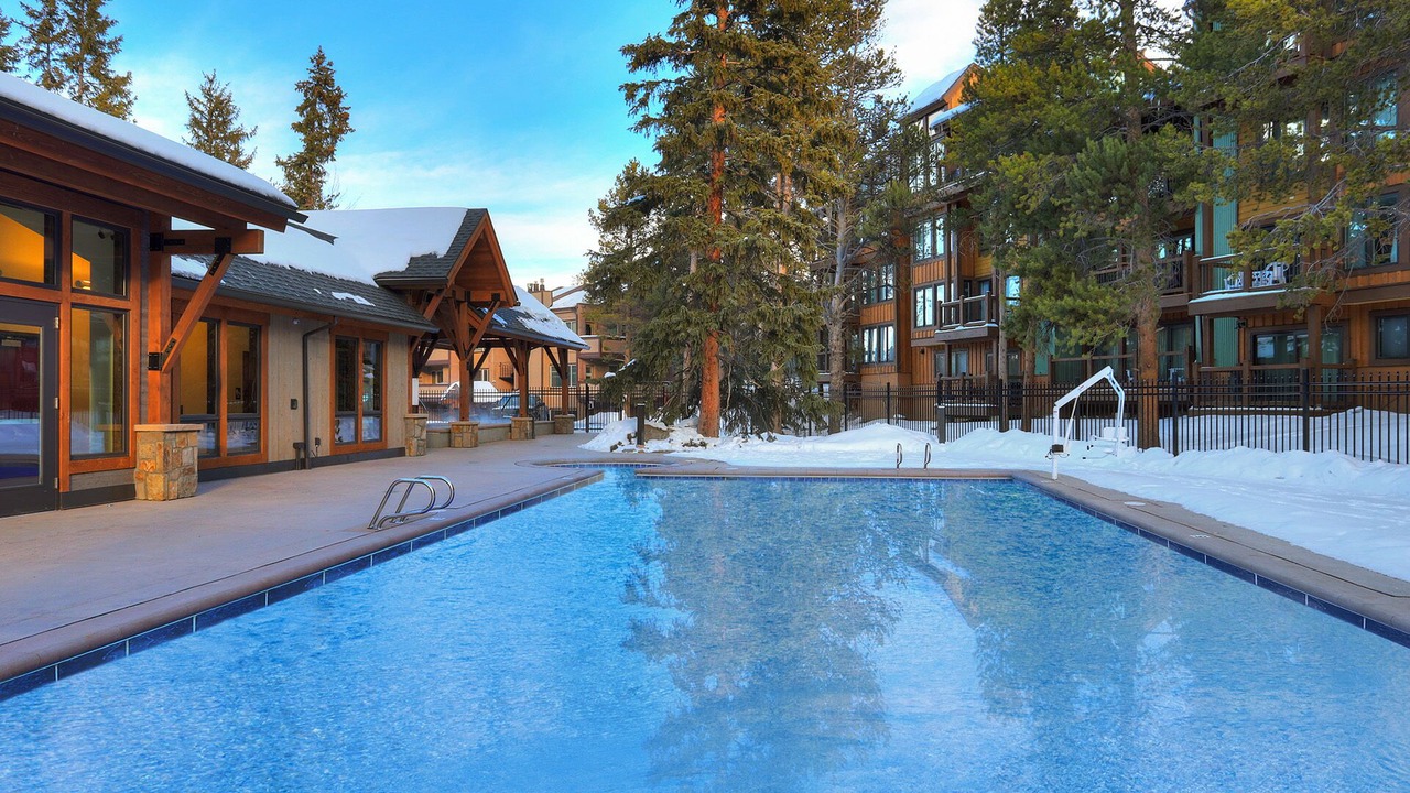 Photo of Outdoor in Peak 9