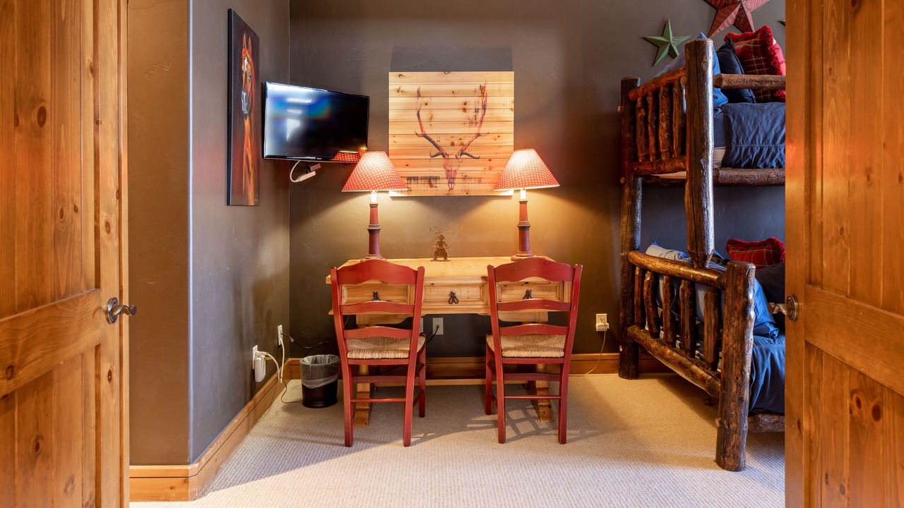 Photo of Bedroom in Avon