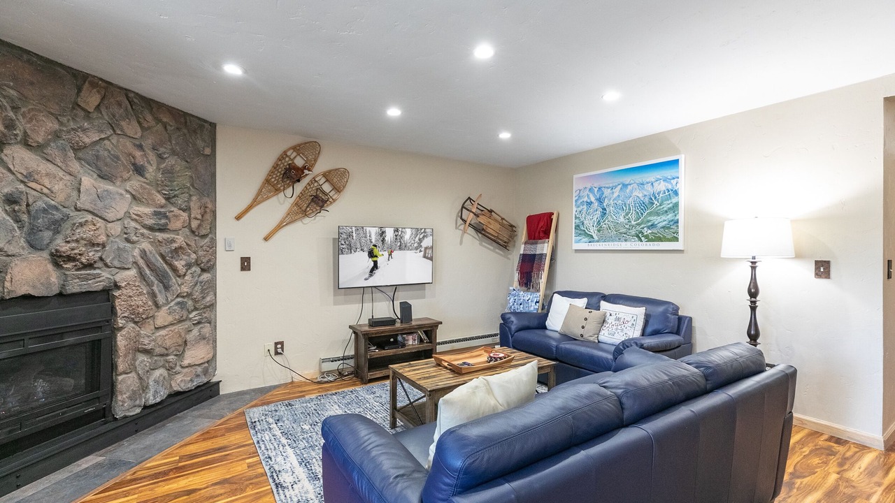 Photo of Livingroom in Four O'Clock