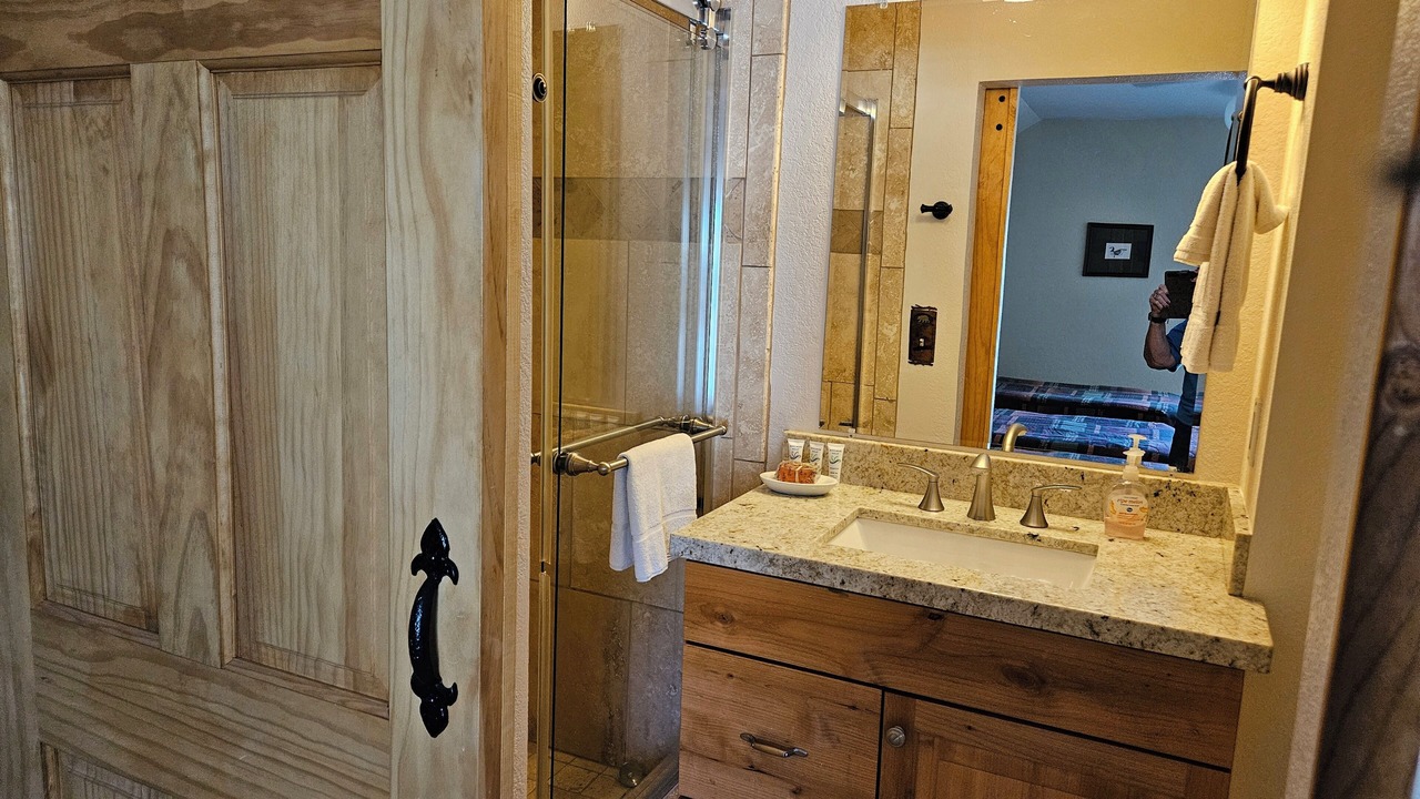 Photo of Bathroom in Park Meadows