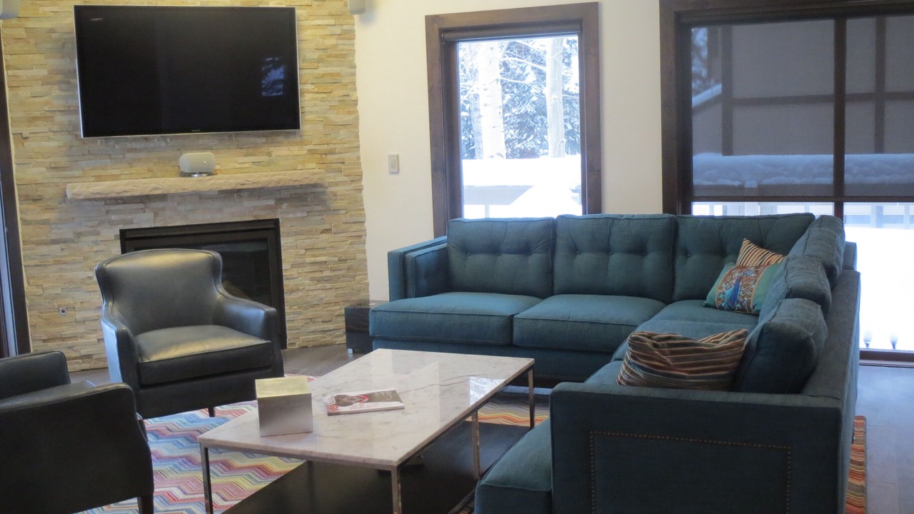 Photo of Livingroom in Vail