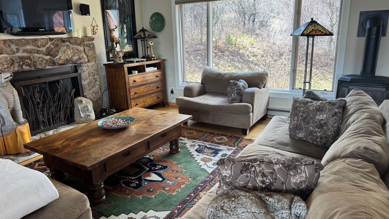 Photo of Livingroom in Brush Creek Village