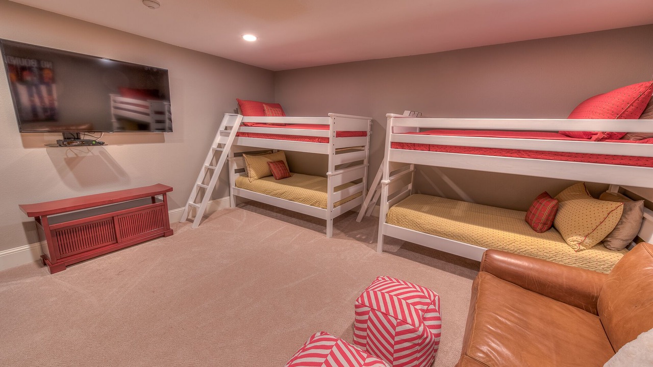 Photo of Bedroom in Avon