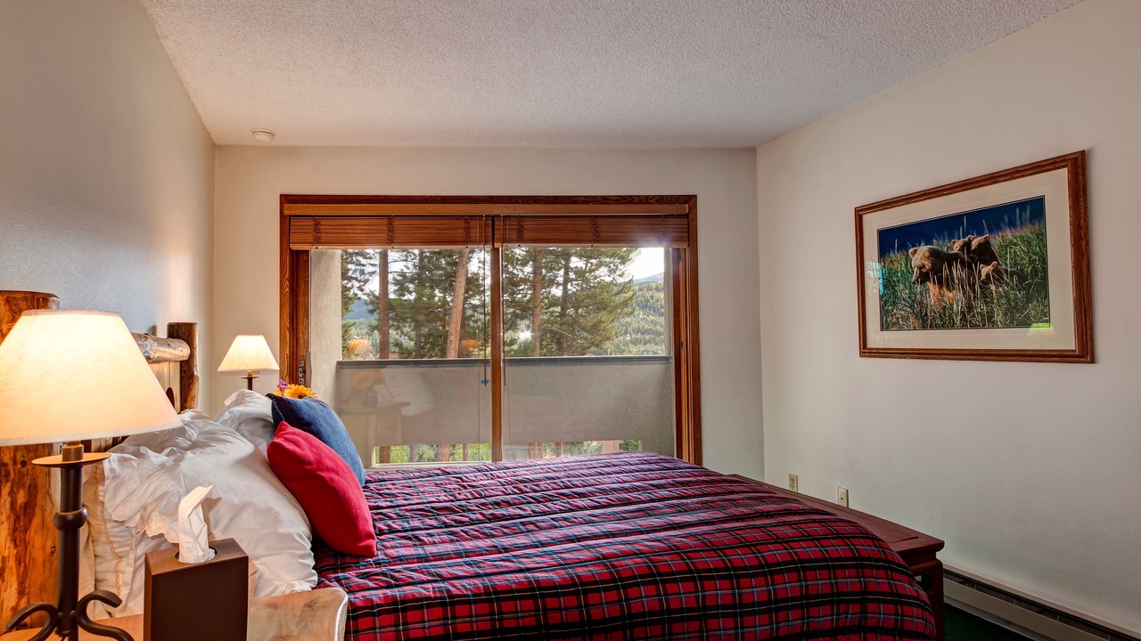 Photo of Patio Balcony in Four O'Clock