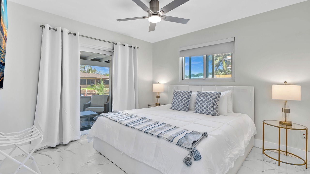 Photo of Bedroom in Melaleuca Gardens