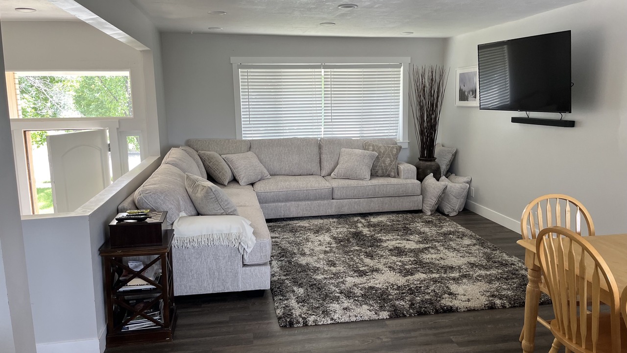 Photo of Livingroom in Cottonwood Heights