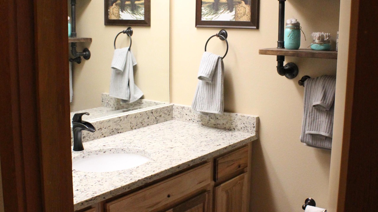 Photo of Bathroom in Lakeside Village