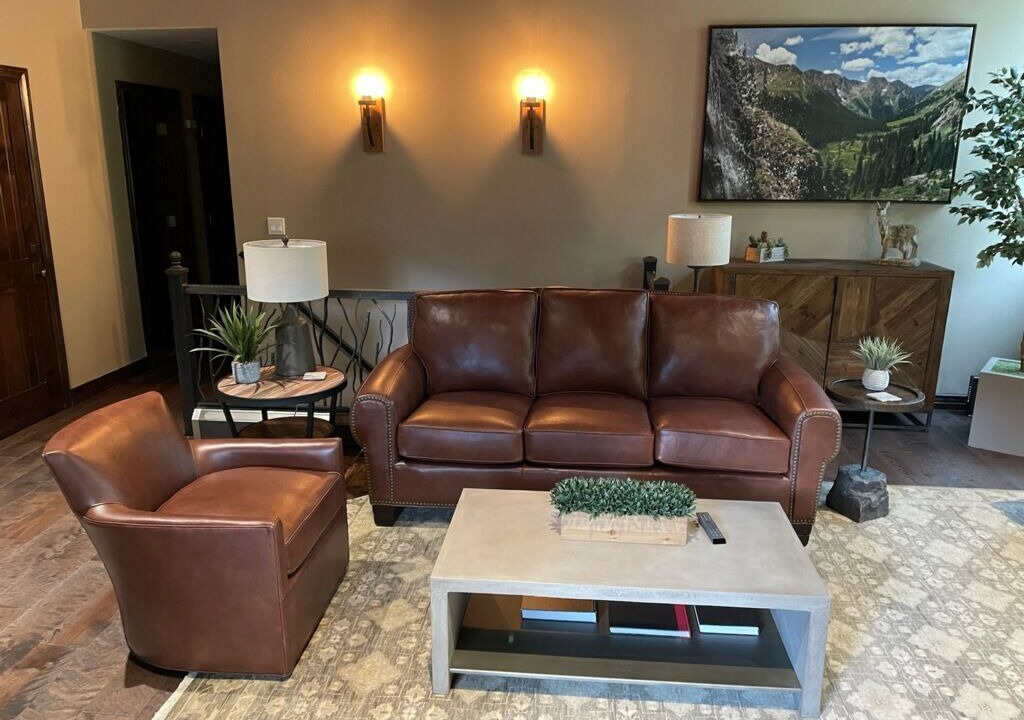 Photo of Livingroom in Vail