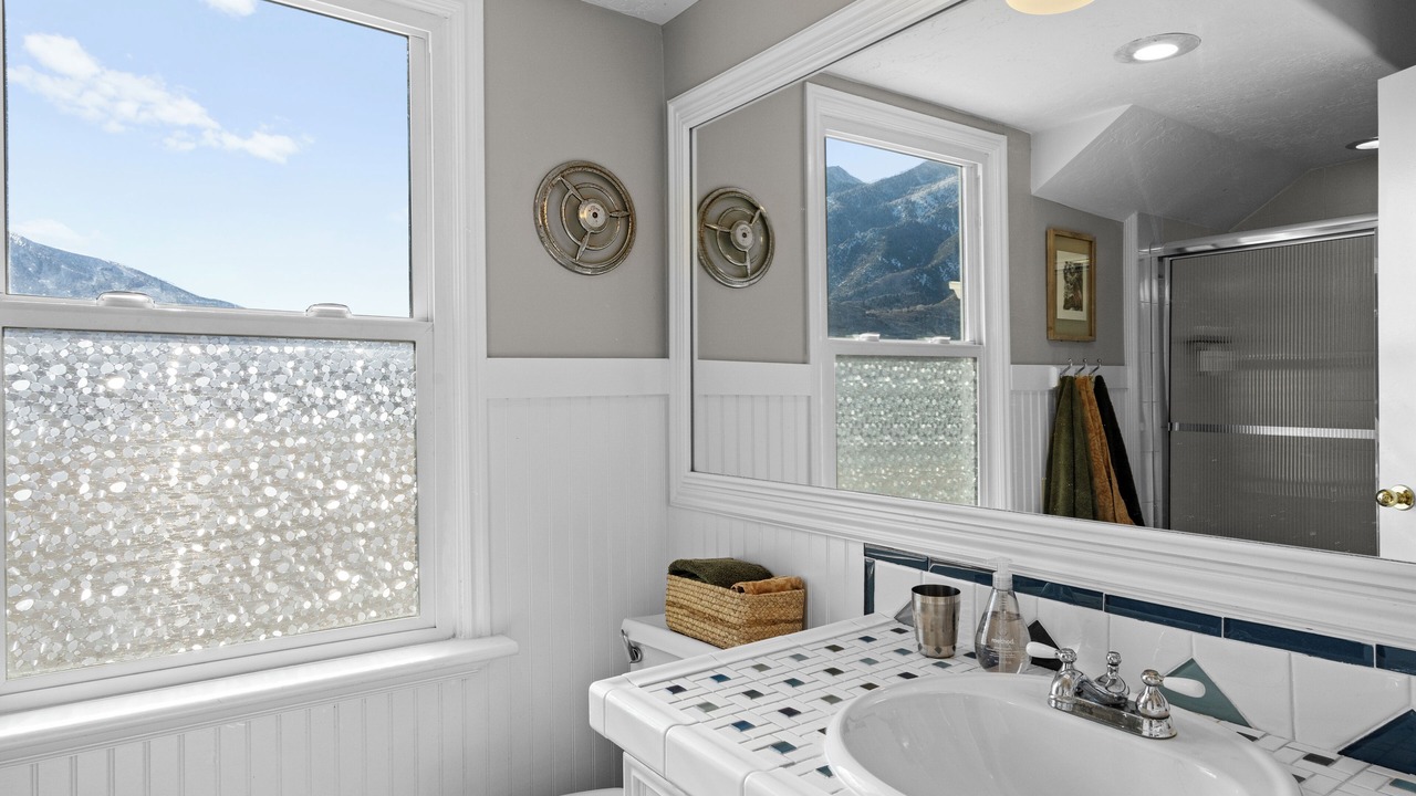 Photo of Bathroom in Sandy
