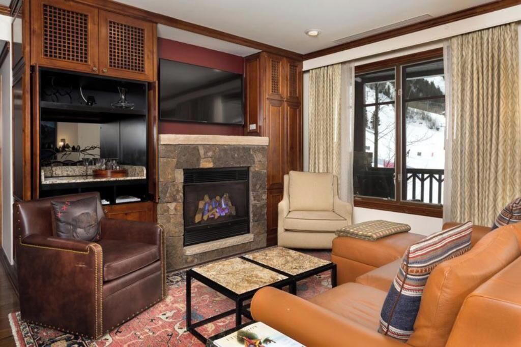 Photo of Livingroom in Aspen