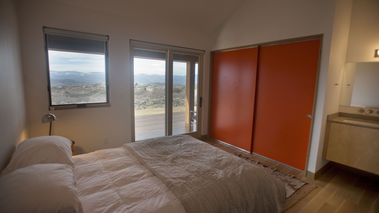 Photo of Bedroom in Carbondale
