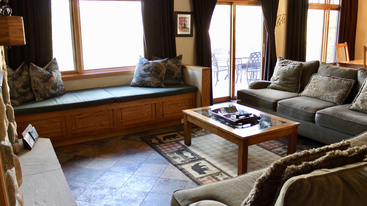 Photo of Livingroom in Grand Lake