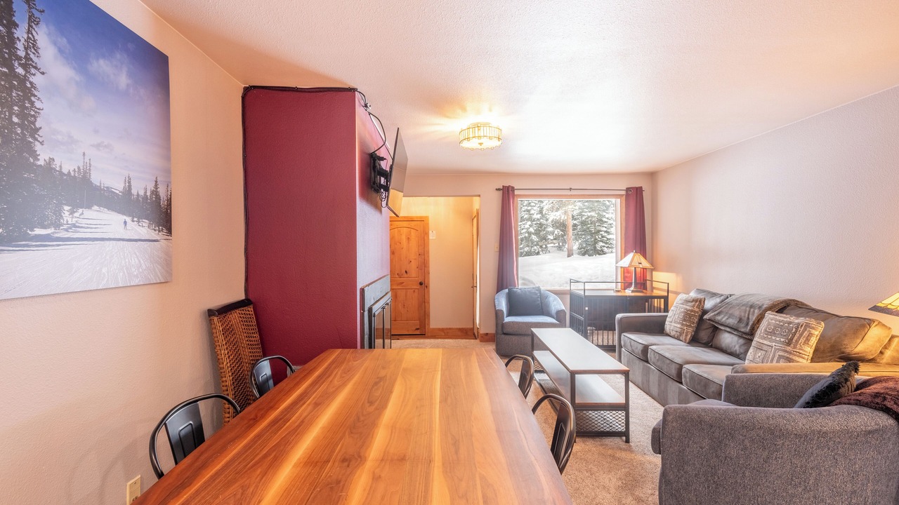 Photo of Livingroom in Copper Mountain Village