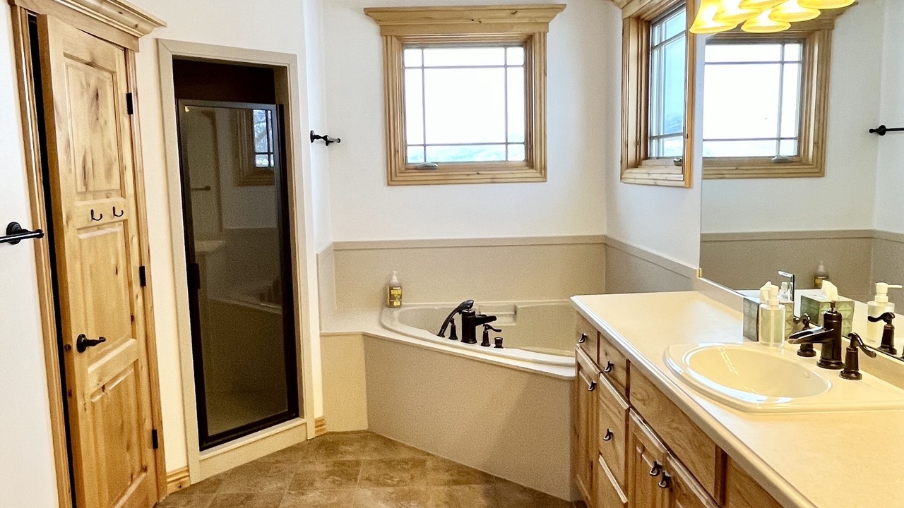 Photo of Bathroom in Fairview