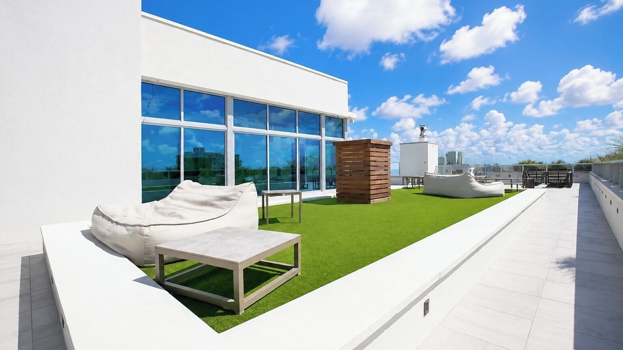 Photo of Patio Balcony in Hollywood