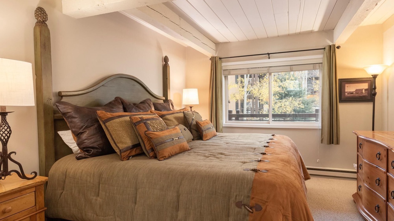 Photo of Bedroom in Aspen