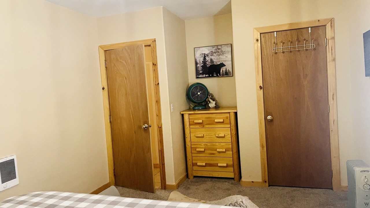 Photo of Bedroom in Meadow View Heights