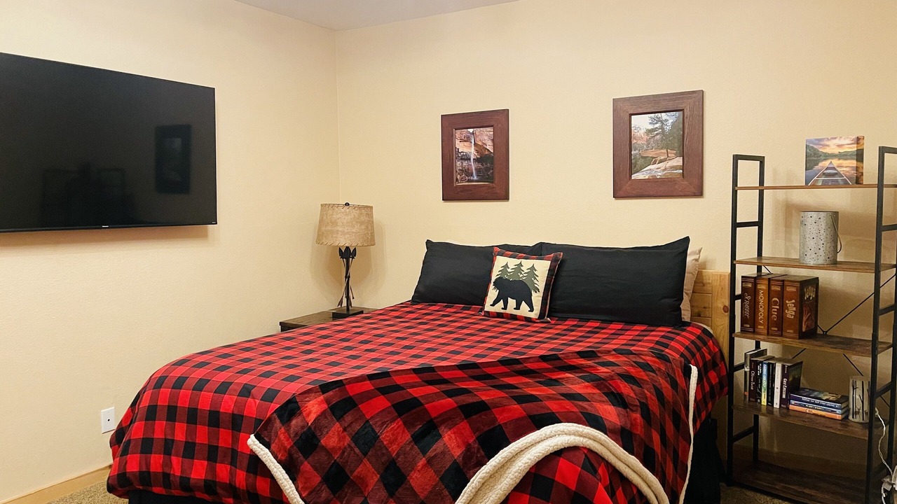 Photo of Bedroom in Meadow View Heights